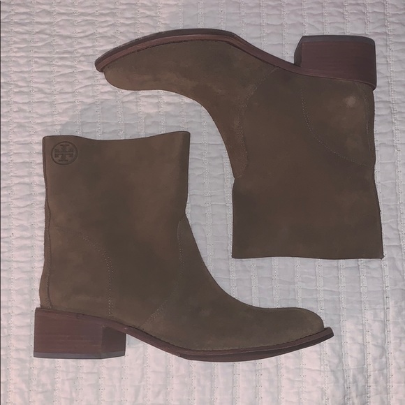 Tory Burch Booties NIB - Picture 2 of 6